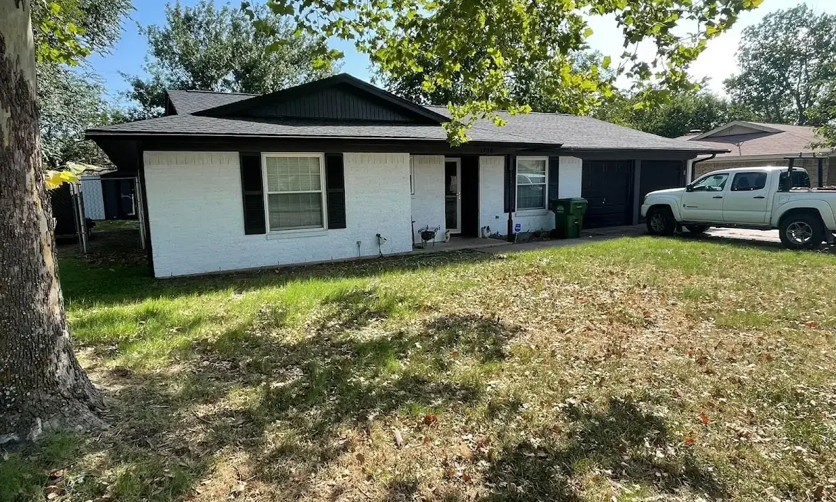 Professional roofing crew working on a residential roof in Hardeeville